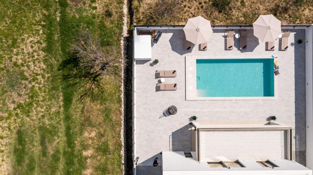 Villa Invigo - Brand New Private Pool Villa Mlini Exterior photo